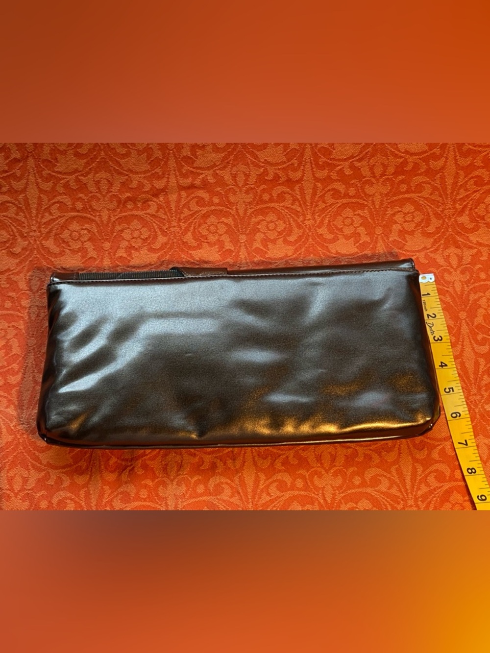 NWT in dust bag Irregular Choice Flick Flack clutch bag,metallic khaki gold - Picture 15 of 16